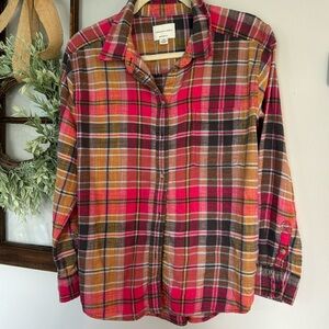 American Eagle Boyfriend Fit Flannel Small